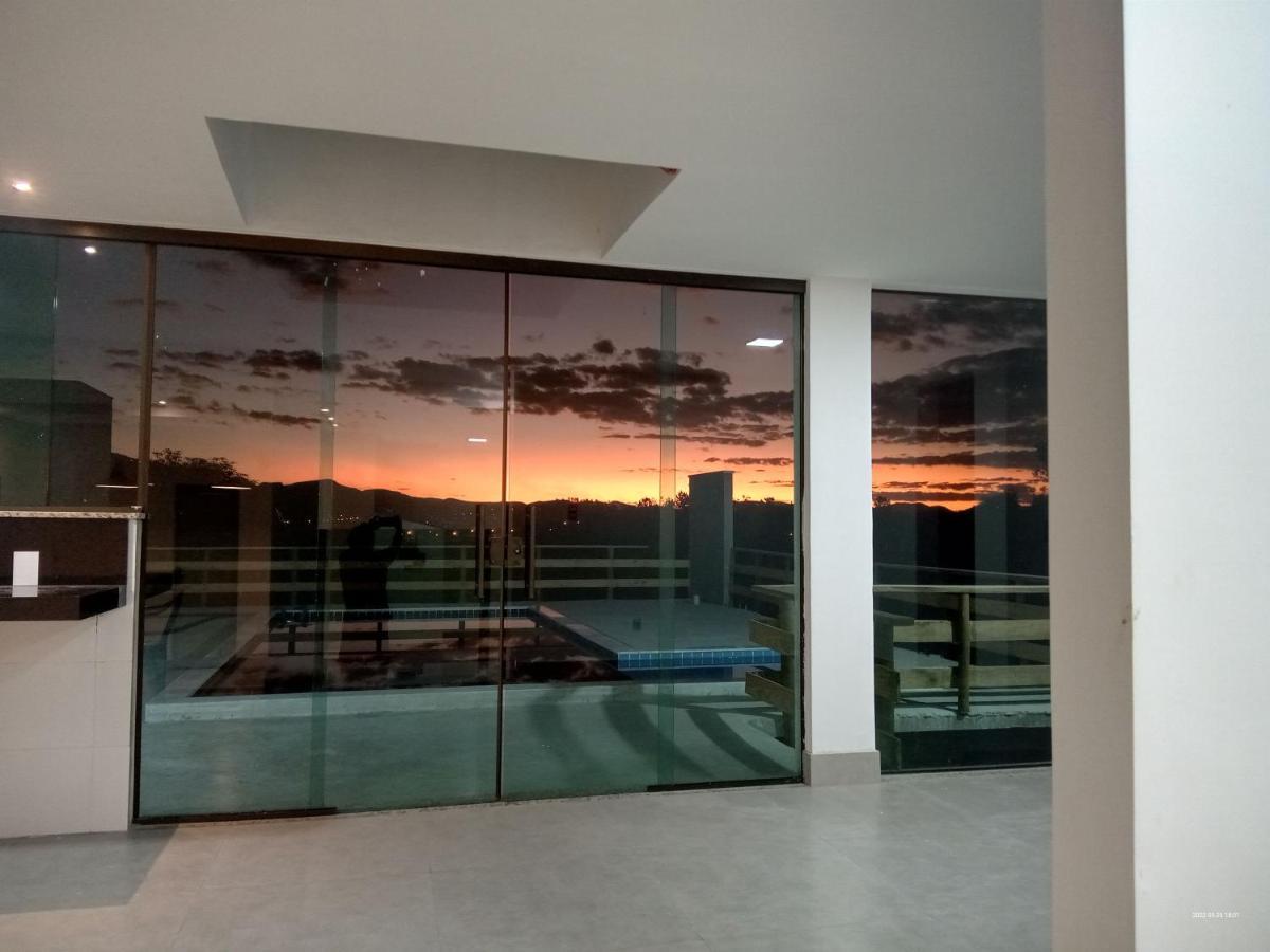 Recanto Brenda - Casa Luxo Capitolio Com Vista Pro Lago, Escarpas E Morrochapeu Exterior foto
